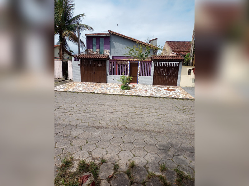 Casa à venda Gaivota (Praia) com 207m² e 7 quartos por R$ 550.000 - img-20251203-142543-152.jpg