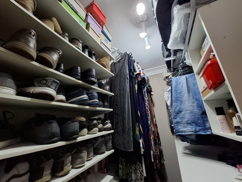 Casa à venda Jardim dos Oliveiras com 188m² e 3 quartos por R$ 800.000 - 1000340935.jpg