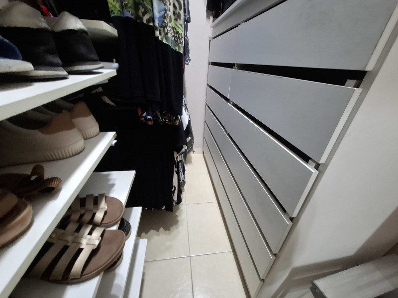 Casa à venda Jardim dos Oliveiras com 188m² e 3 quartos por R$ 800.000 - 1000340936.jpg