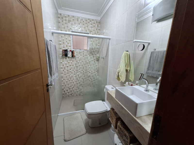 Casa à venda Jardim dos Oliveiras com 188m² e 3 quartos por R$ 800.000 - 1000340937.jpg