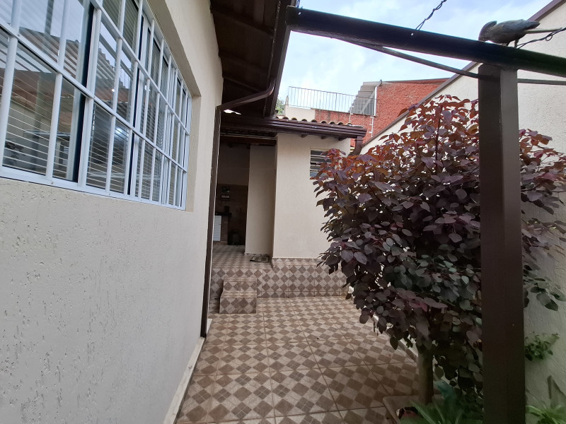 Casa à venda Jardim dos Oliveiras com 188m² e 3 quartos por R$ 800.000 - 1000340993.jpg