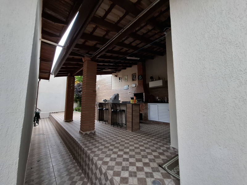 Casa à venda Jardim dos Oliveiras com 188m² e 3 quartos por R$ 800.000 - 1000340994.jpg
