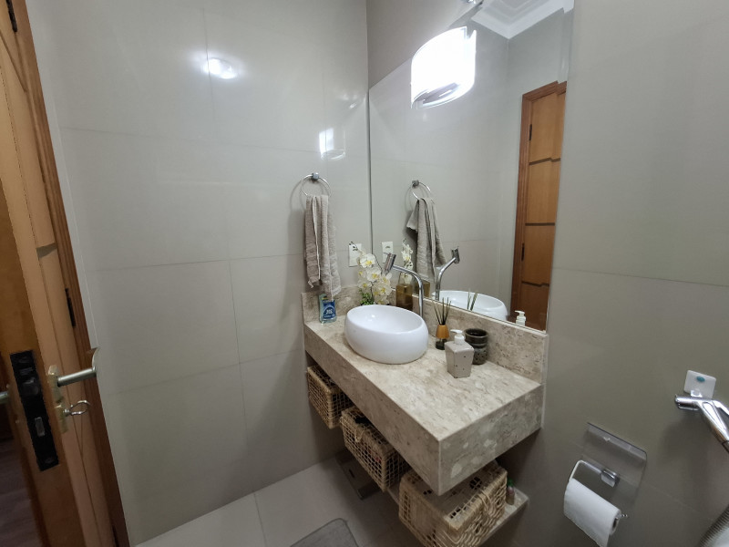Casa à venda Jardim dos Oliveiras com 188m² e 3 quartos por R$ 800.000 - 1000341007.jpg