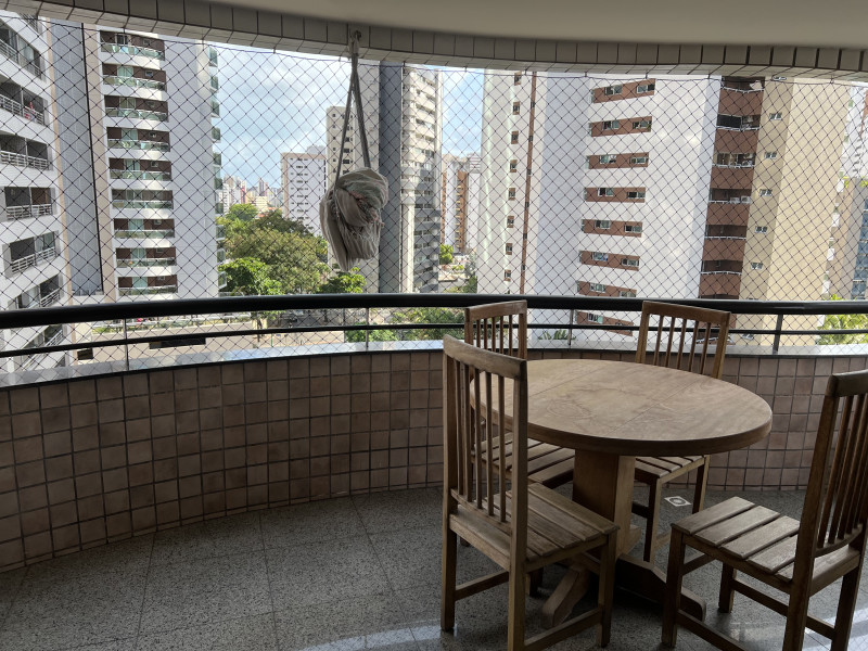 Apartamento à venda Cocó com 166m² e 3 quartos por R$ 700.000 - img-1232.jpeg