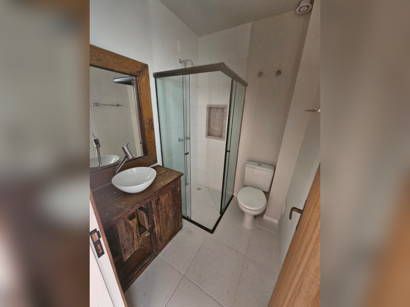 Casa à venda Ipanema com 110m² e 2 quartos por R$ 538.000 - banheiro-suite-menor.jpeg