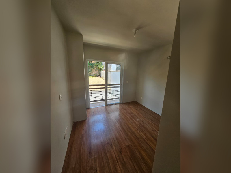 Casa à venda Ipanema com 110m² e 2 quartos por R$ 538.000 - suite-menor-fundos.jpeg