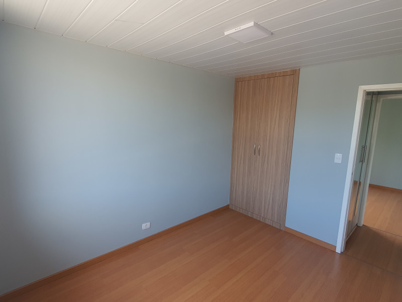 Apartamento à venda Pinheirinho com 72m² e 3 quartos por R$ 365.000 - 20251206-121928.jpg