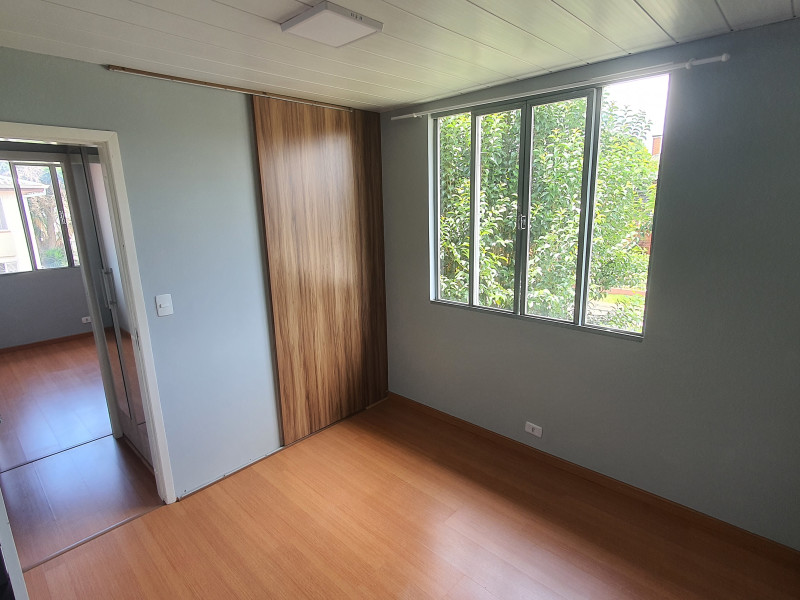 Apartamento à venda Pinheirinho com 72m² e 3 quartos por R$ 365.000 - 20251206-122001.jpg