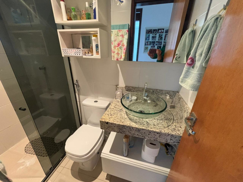 Apartamento à venda Bessa com 82m² e 3 quartos por R$ 670.000 - foto-11-banheiro-social.jpg