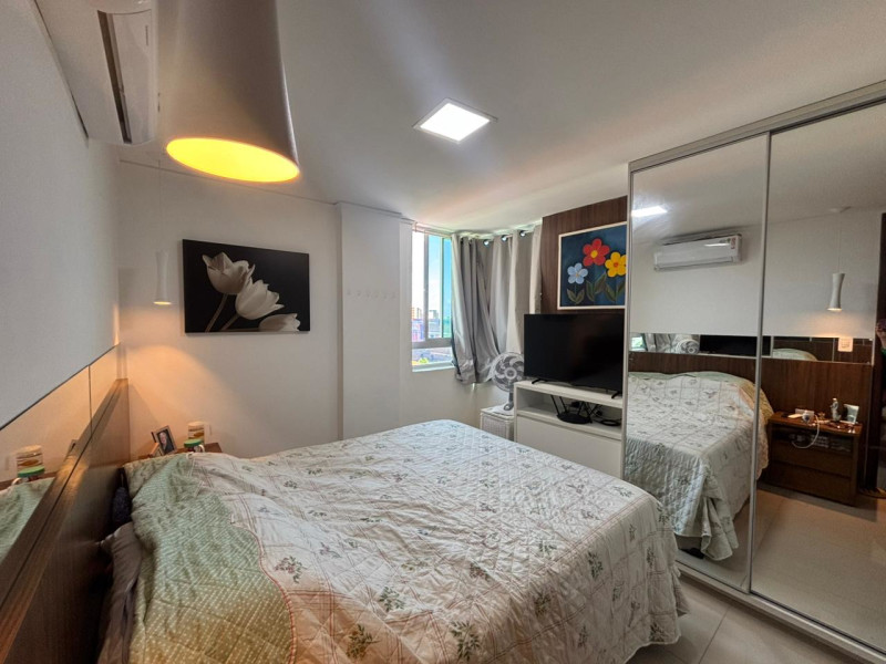 Apartamento à venda Bessa com 82m² e 3 quartos por R$ 670.000 - foto-15-quarto-de-casal-suite.jpg