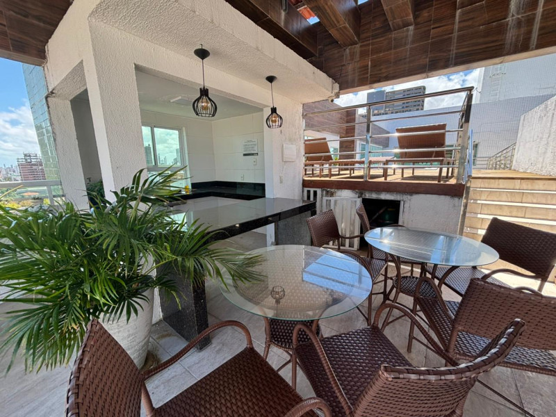 Apartamento à venda Bessa com 82m² e 3 quartos por R$ 670.000 - foto-19-area-de-lazer-mesas.jpg