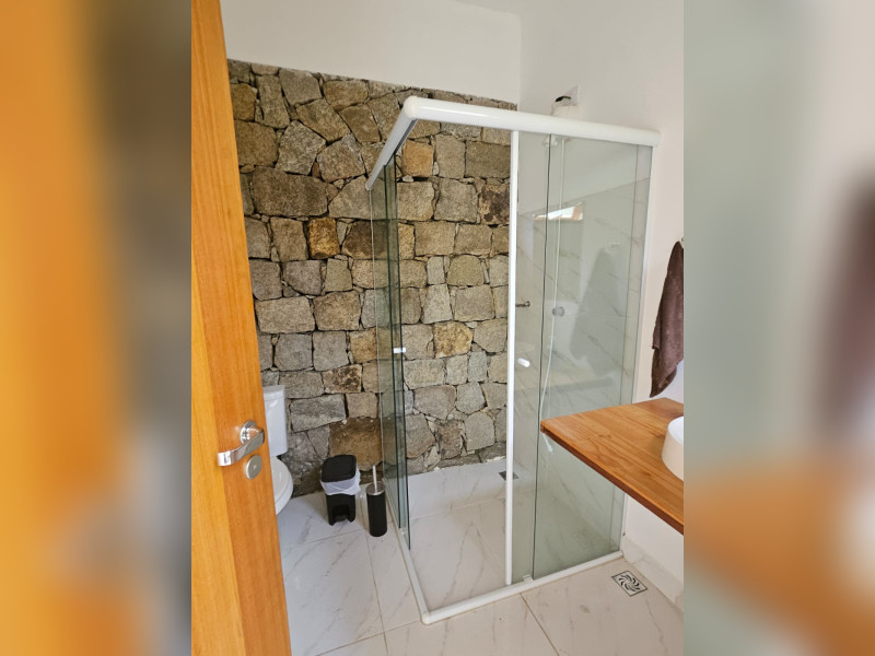 Casa à venda Feiticeira (Cambaquara) com 330m² e 4 quartos por R$ 3.300.000 - banheiroservico.jpeg