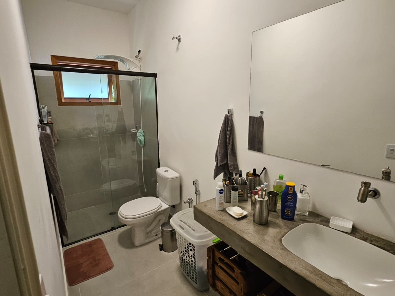 Casa à venda Feiticeira (Cambaquara) com 330m² e 4 quartos por R$ 3.300.000 - banheirosuiteprincipal1.jpeg