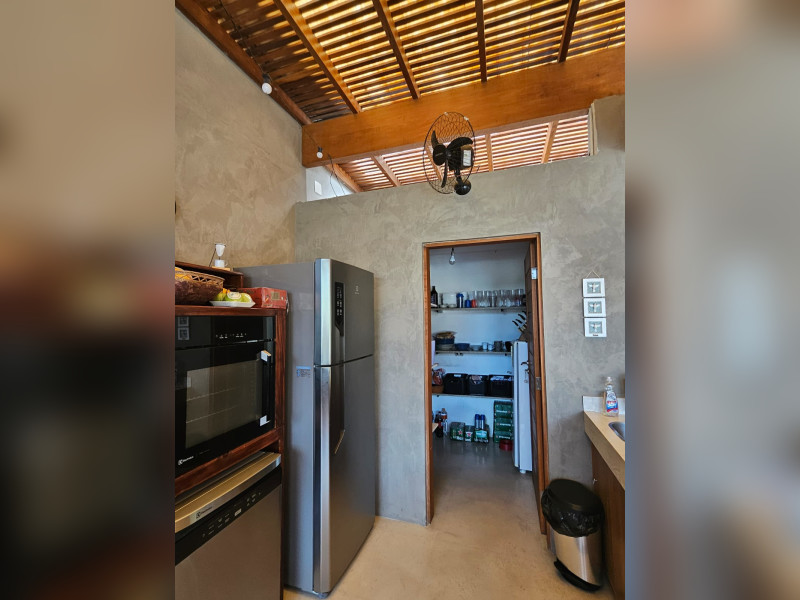 Casa à venda Feiticeira (Cambaquara) com 330m² e 4 quartos por R$ 3.300.000 - cozinhadespensa.jpeg