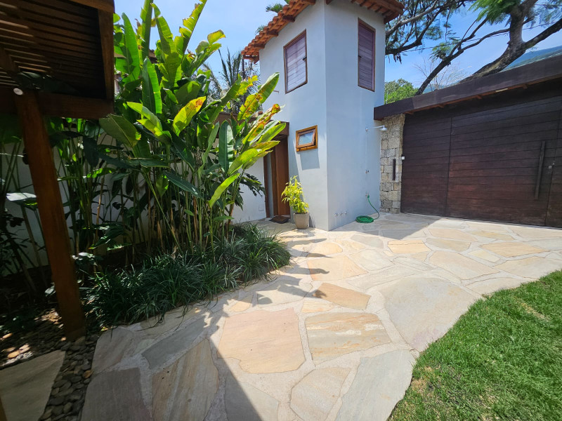 Casa à venda Feiticeira (Cambaquara) com 330m² e 4 quartos por R$ 3.300.000 - entradarua.jpeg