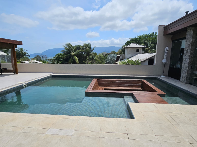 Casa à venda Feiticeira (Cambaquara) com 330m² e 4 quartos por R$ 3.300.000 - vistapiscina.jpeg