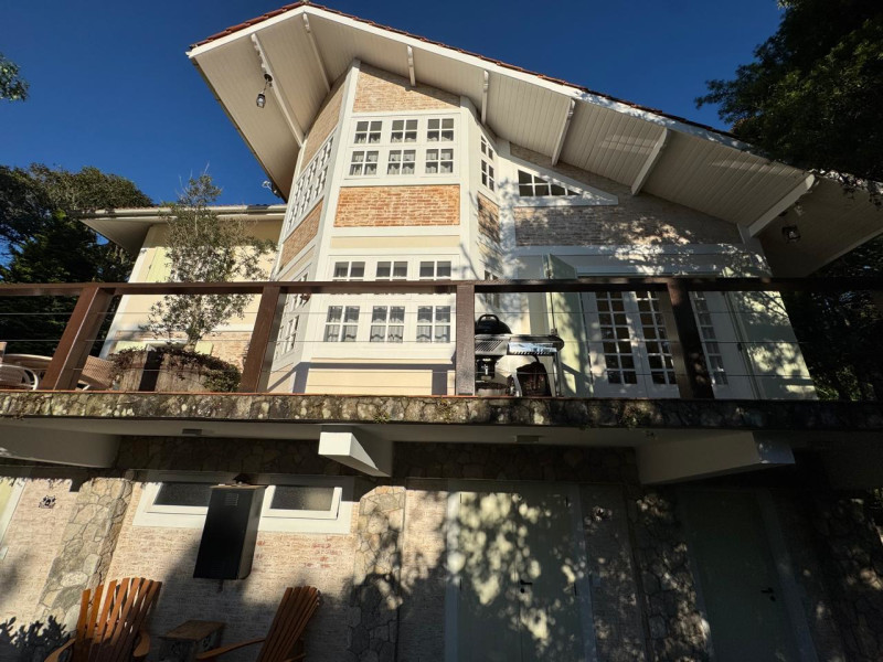 Casa à venda centro com 350m² e 5 quartos por R$ 3.300.000 - 2bxo2iyge6we2cxys1uqhruf.jpeg