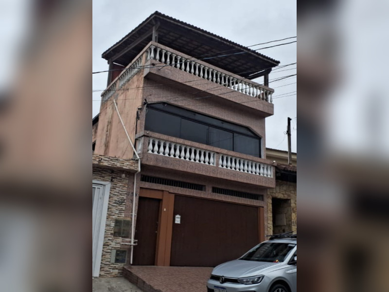 imóvel com 237m² - Vl. Virgínia - Itaquaquecetuba