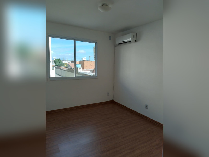Apartamento à venda Tres Vendas com 47m² e 2 quartos por R$ 165.000 - img-20260314-wa0023.jpg