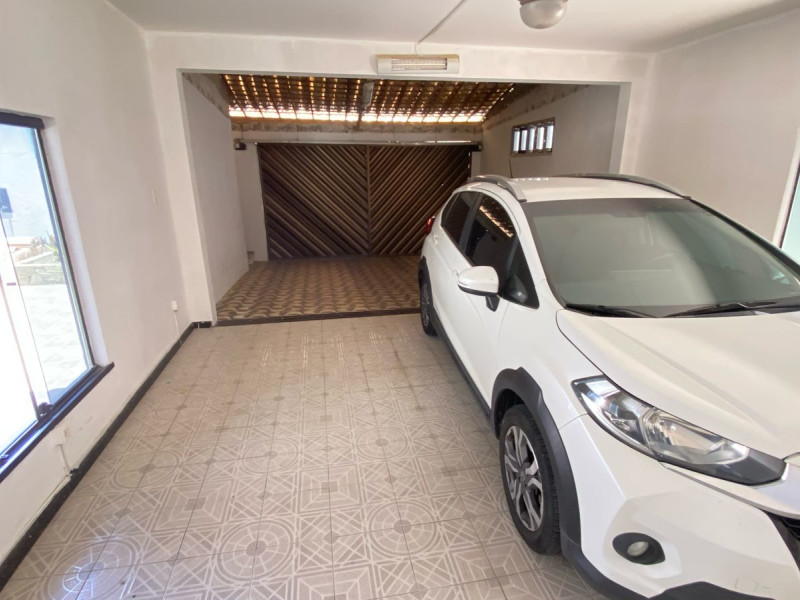 Casa à venda Coroa do Meio com 414m² e 3 quartos por R$ 800.000 - inbound7688239681199120283.jpg