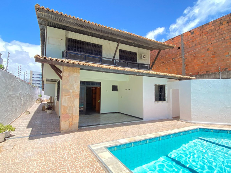 Casa à venda Coroa do Meio com 414m² e 3 quartos por R$ 800.000 - inbound847557672993758700.jpg