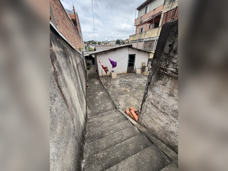 Casa à venda Jardim Elvira com 250m² e 2 quartos por R$ 550.000 - img-2089.jpeg