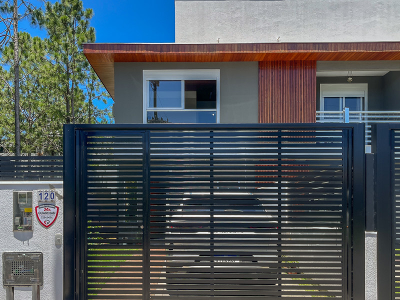 Casa à venda Campeche com 109m² e 3 quartos por R$ 1.299.999 - 1000700590.jpg