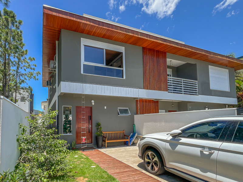 Casa à venda Campeche com 109m² e 3 quartos por R$ 1.299.999 - 1000700594.jpg