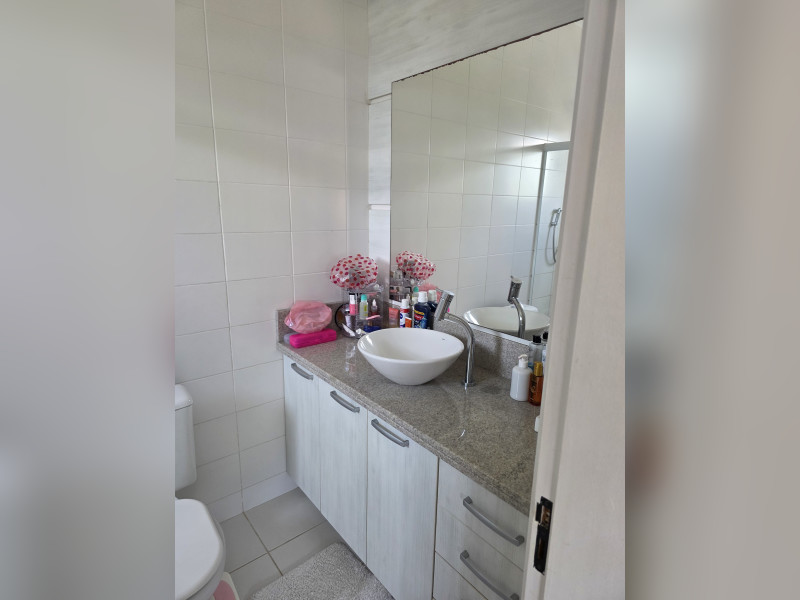 Casa de condomínio à venda Lomba do Pinheiro com 174m² e 3 quartos por R$ 1.050.000 - 1000305930.jpg