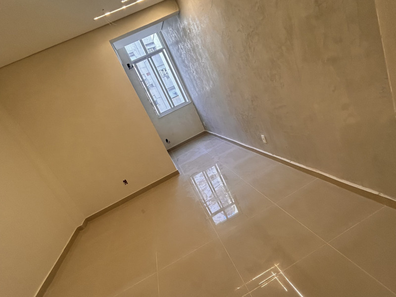 Apartamento à venda Copacabana com 72m² e 2 quartos por R$ 1.200.000 - img-1620.jpeg
