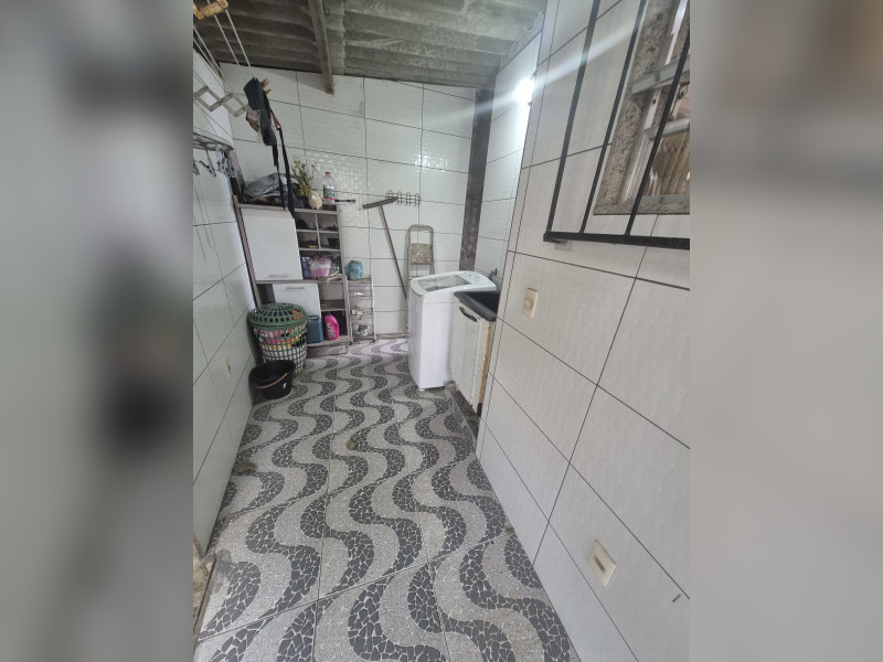 Casa à venda Sepetiba com 375m² e 2 quartos por R$ 350.000 - 1000379325.jpg