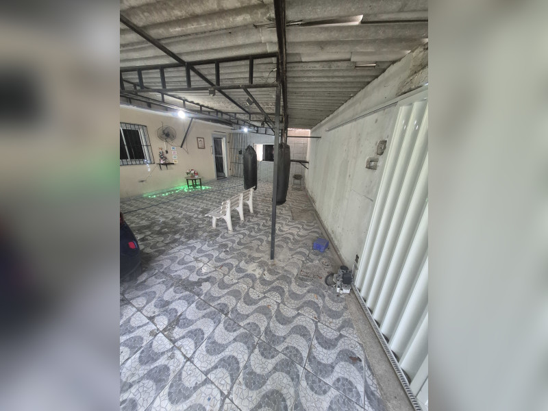 Casa à venda Sepetiba com 375m² e 2 quartos por R$ 350.000 - 1000379327.jpg