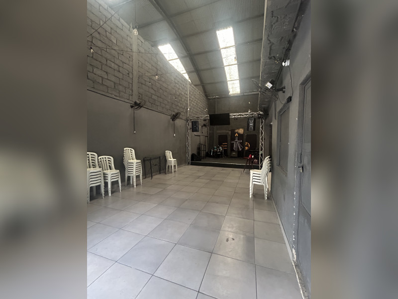Comercial para alugar Prata com 360m² e 0 quartos por R$ 7.000 - img-5985.jpeg