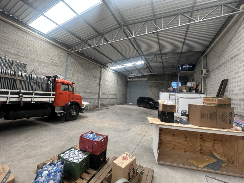 Comercial à venda Duquesa II (São Benedito) com 360m² e 1 quarto por R$ 500.000 - img-6887.jpeg