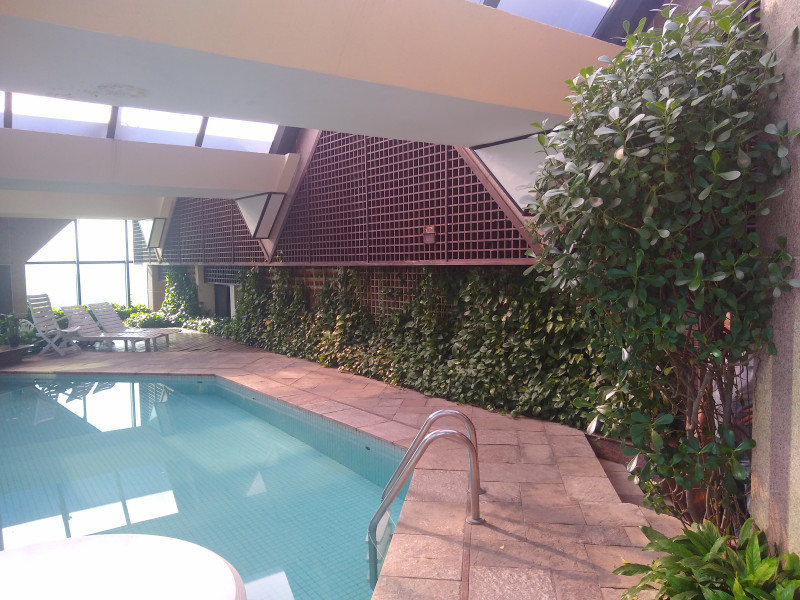 Flat à venda Jardim Paulistano com 40m² e 1 quarto por R$ 575.000 - foto-15-piscina-3.jpg