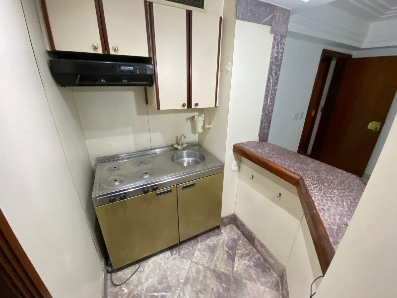 Flat à venda Jardim Paulistano com 40m² e 1 quarto por R$ 575.000 - foto-8-cozinha.jpg