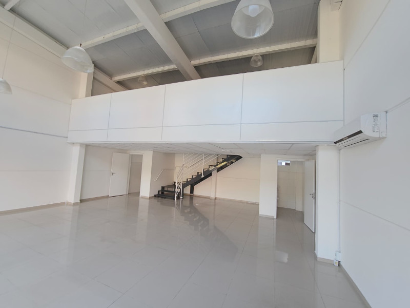 Comercial à venda Nova Brasília com 120m² e 0 quartos por R$ 690.000 - 1000420364.jpg