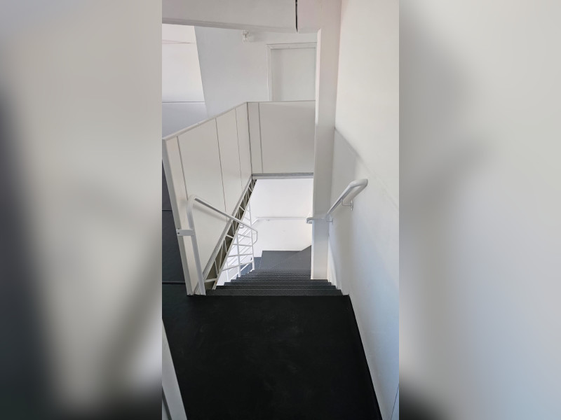 Comercial à venda Nova Brasília com 120m² e 0 quartos por R$ 690.000 - 1000420369.jpg