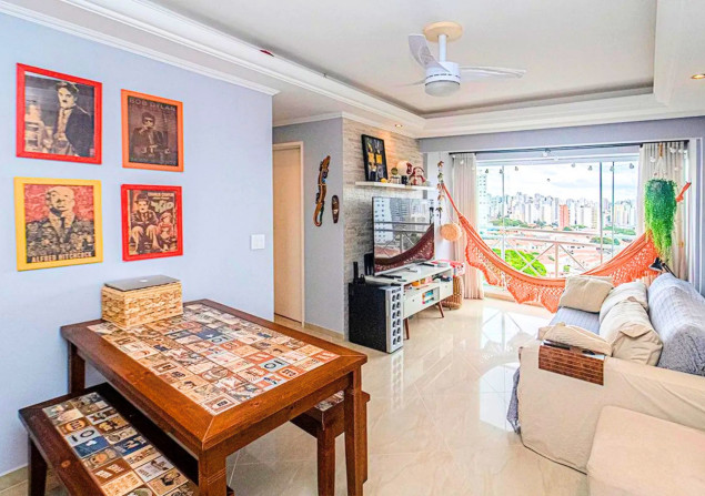 imóvel com 65m²