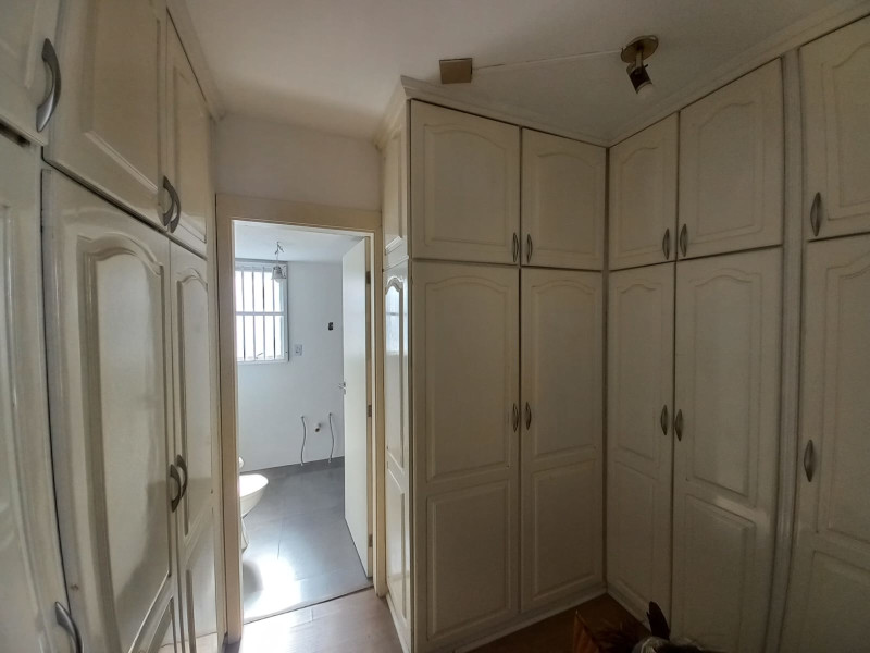 Apartamento à venda Centro com 133m² e 3 quartos por R$ 450.000 - whatsapp-image-2026-01-14-at-130402-2-closet.jpeg