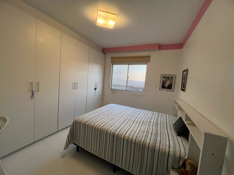 Apartamento à venda Pernambués com 114m² e 4 quartos por R$ 290.000 - 28e8681f-f168-4686-88f8-8ffc60311a97.JPG