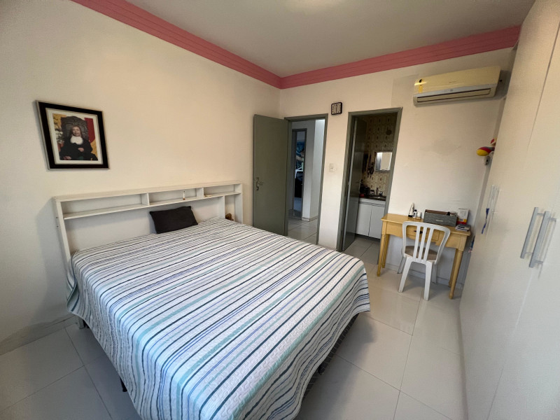 Apartamento à venda Pernambués com 114m² e 4 quartos por R$ 290.000 - 63f91c53-2afd-4e3b-8cc9-6a8fe07b62ee.JPG