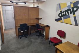 Comercial à venda Centro com 40m² - 1 dormitório -  vagas - R$ 75.000 - 1001069859.jpg