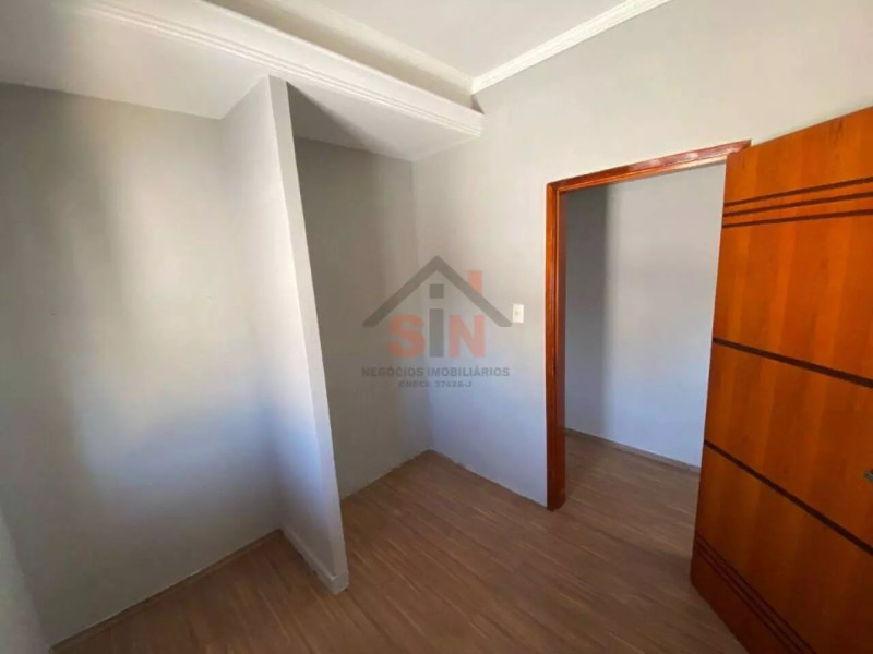 Casa à venda Vila Nova Bonsucesso com 200m² e 4 quartos por R$ 750.000 - quarto-2b.jpg