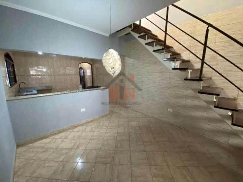 Casa à venda Vila Nova Bonsucesso com 200m² e 4 quartos por R$ 750.000 - sala-jantar.jpg