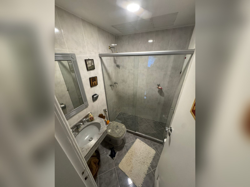 Apartamento à venda Copacabana com 100m² e 3 quartos por R$ 1.600.000 - banheiro-social.jpeg