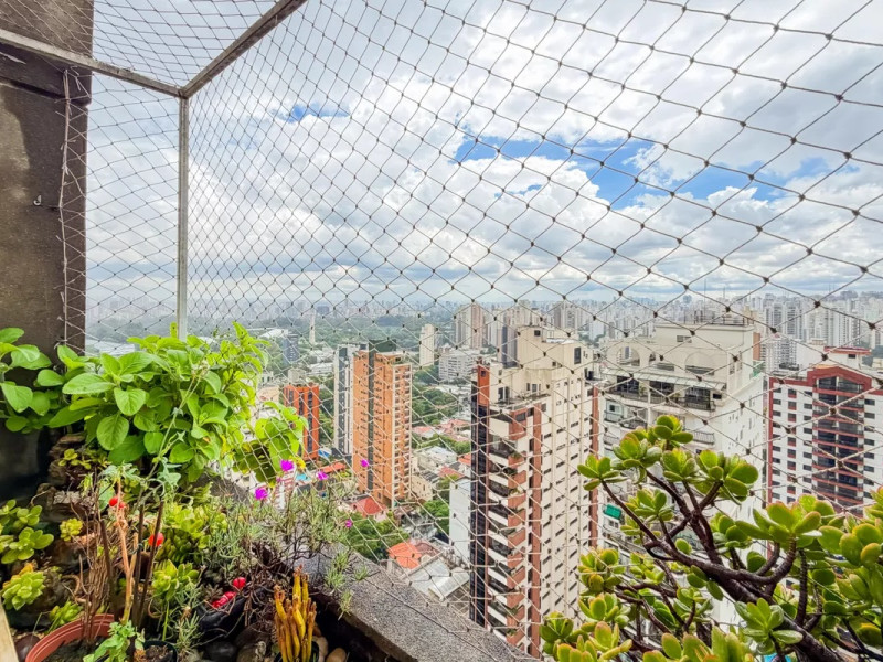 Apartamento à venda Vila Mariana com 100m² e 3 quartos por R$ 990.000 - 01g-sala-06-vista-pq.jpg