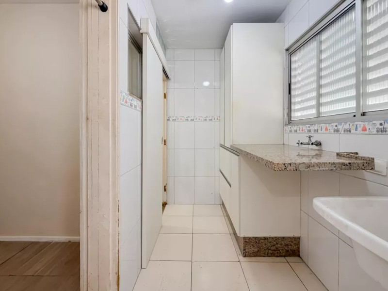 Apartamento à venda Vila Mariana com 100m² e 3 quartos por R$ 990.000 - 08b-lavanderia-02.jpg