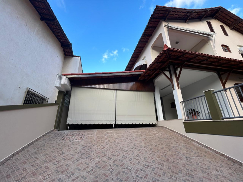 Casa à venda Fradinhos com 360m² e 4 quartos por R$ 4.000.000 - 02-2026-01-30-at-161536.jpeg