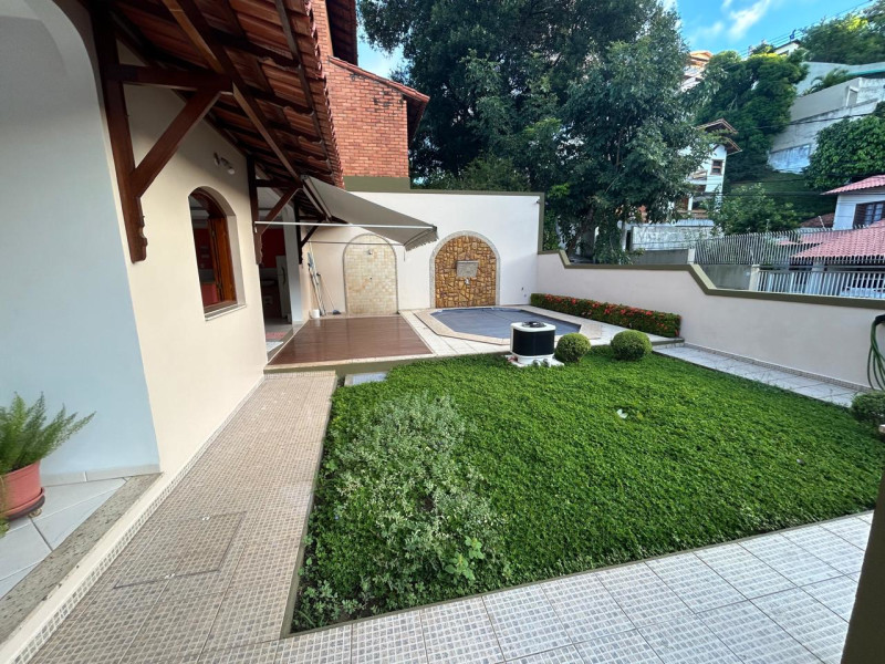 Casa à venda Fradinhos com 360m² e 4 quartos por R$ 4.000.000 - 03-2026-01-30-at-161536.jpeg